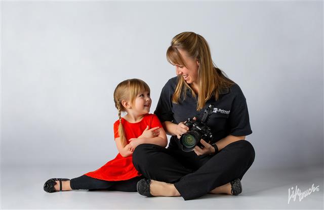 Expert Photographer Tips for Getting Small Kids to Smile