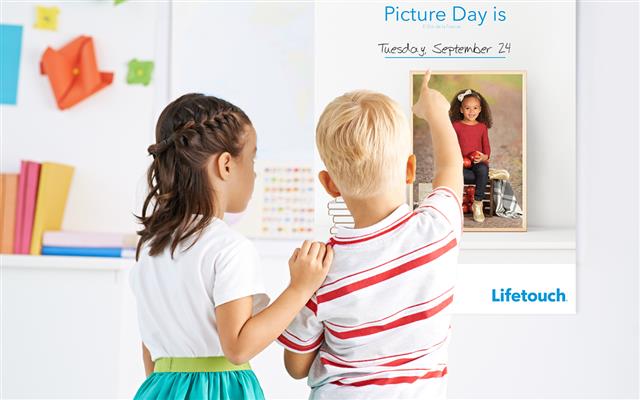 Running a preschool can be complicated; organizing a picture day shouldn't be